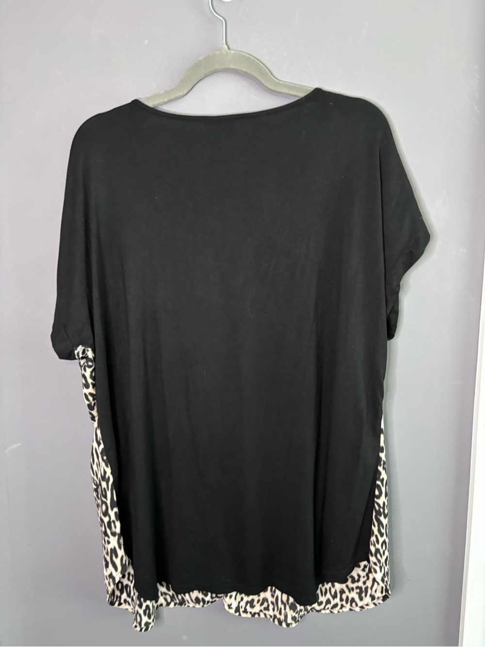 Avenue Leopard Print Tunic Blouse Black Tan V Neck 14/16 - Picture 6 of 7